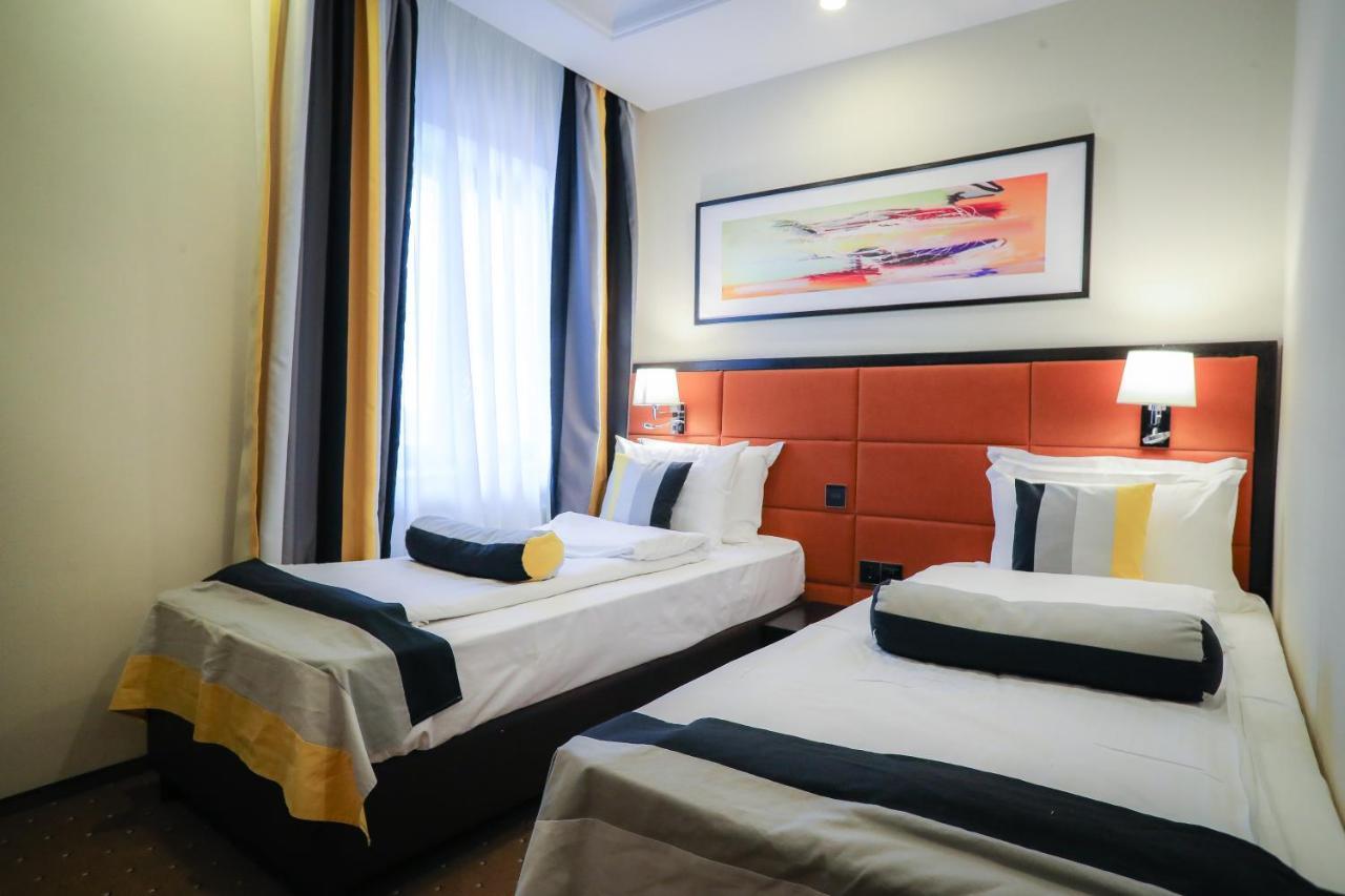 Royal Boutique Hotel Poiana Brasov Exterior photo