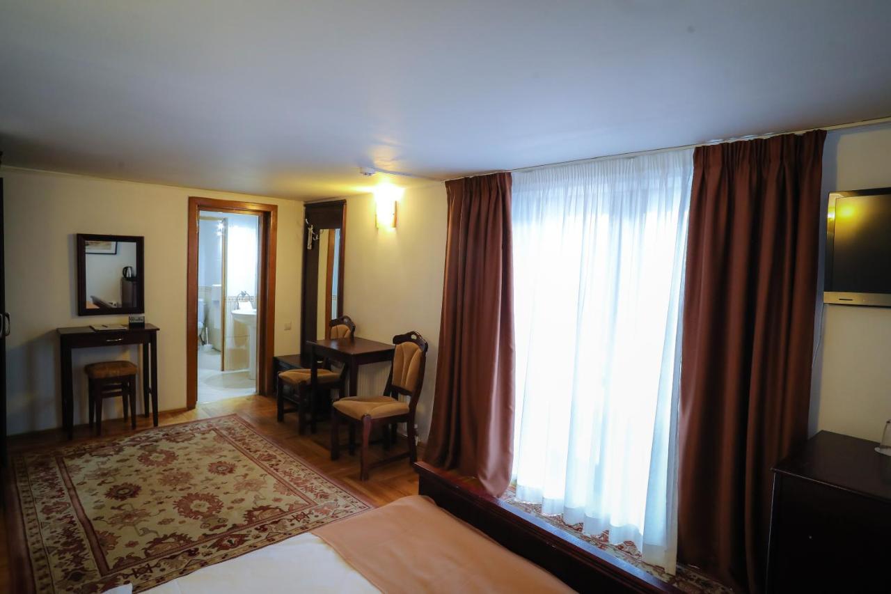 Royal Boutique Hotel Poiana Brasov Exterior photo